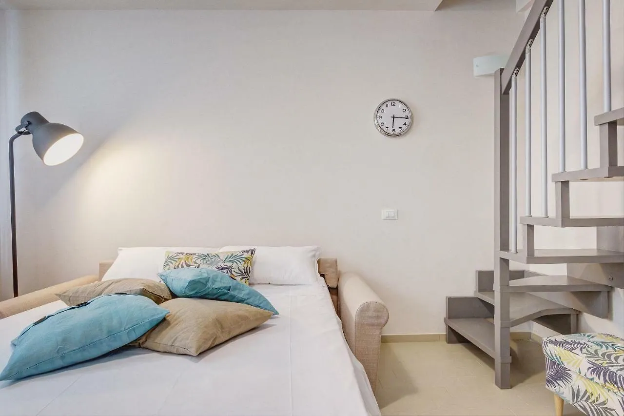 Dante Apartment By Firenze Prestige