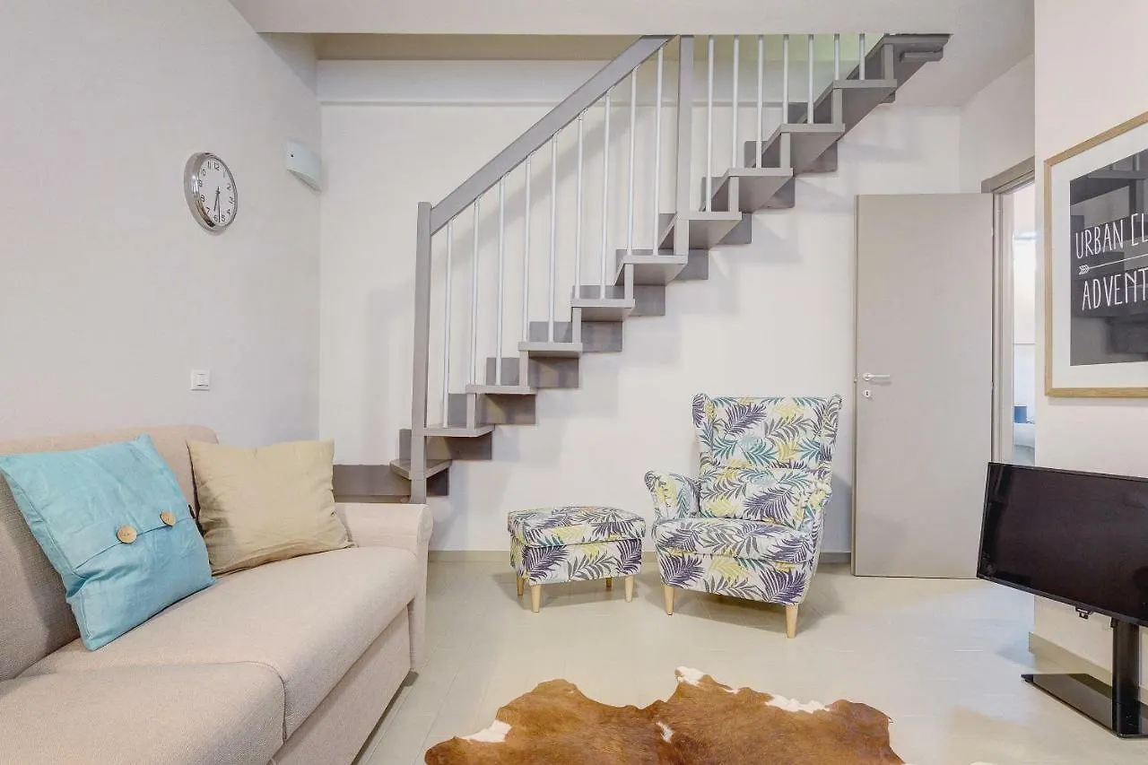 Dante Apartment By Firenze Prestige