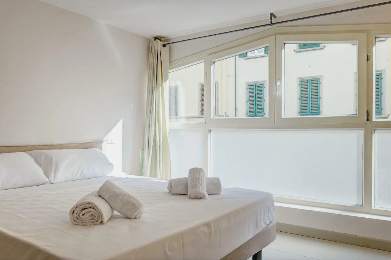 Dante Apartment By Firenze Prestige