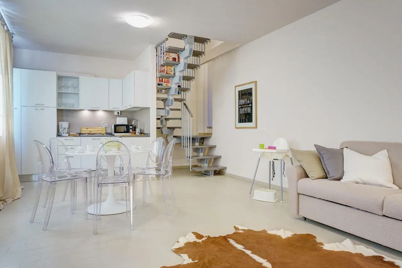 Dante Apartment By Firenze Prestige